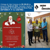 ANTONIO F. F. S. CASTRO - Entrega de Vale Compras R$ 200,00 - Campanha SindiLUZ 2024 - Ganhador cliente da Loja Empório de Confecções de Nova Prata.